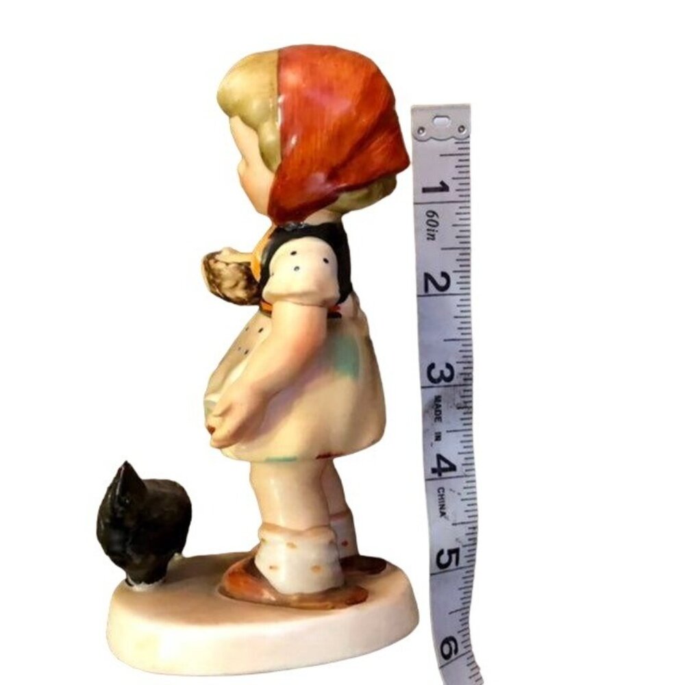 Vintage Napco Figurine Girl with Chicken "Two Chicks" AHID Japan No Chips - Picture 7 of 11